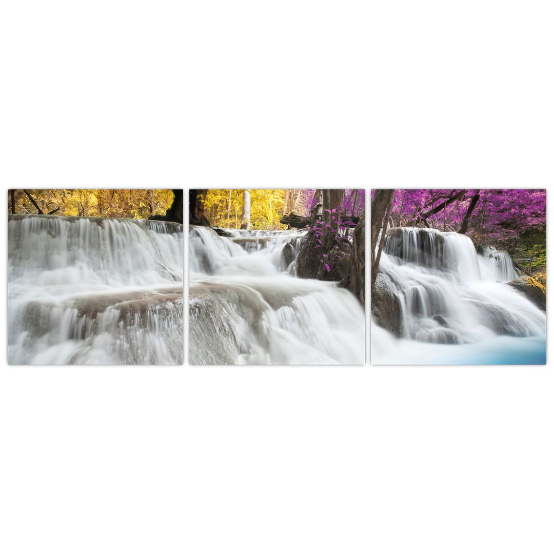 Obraz Erawan vodopádu v lese (V020934V12040)