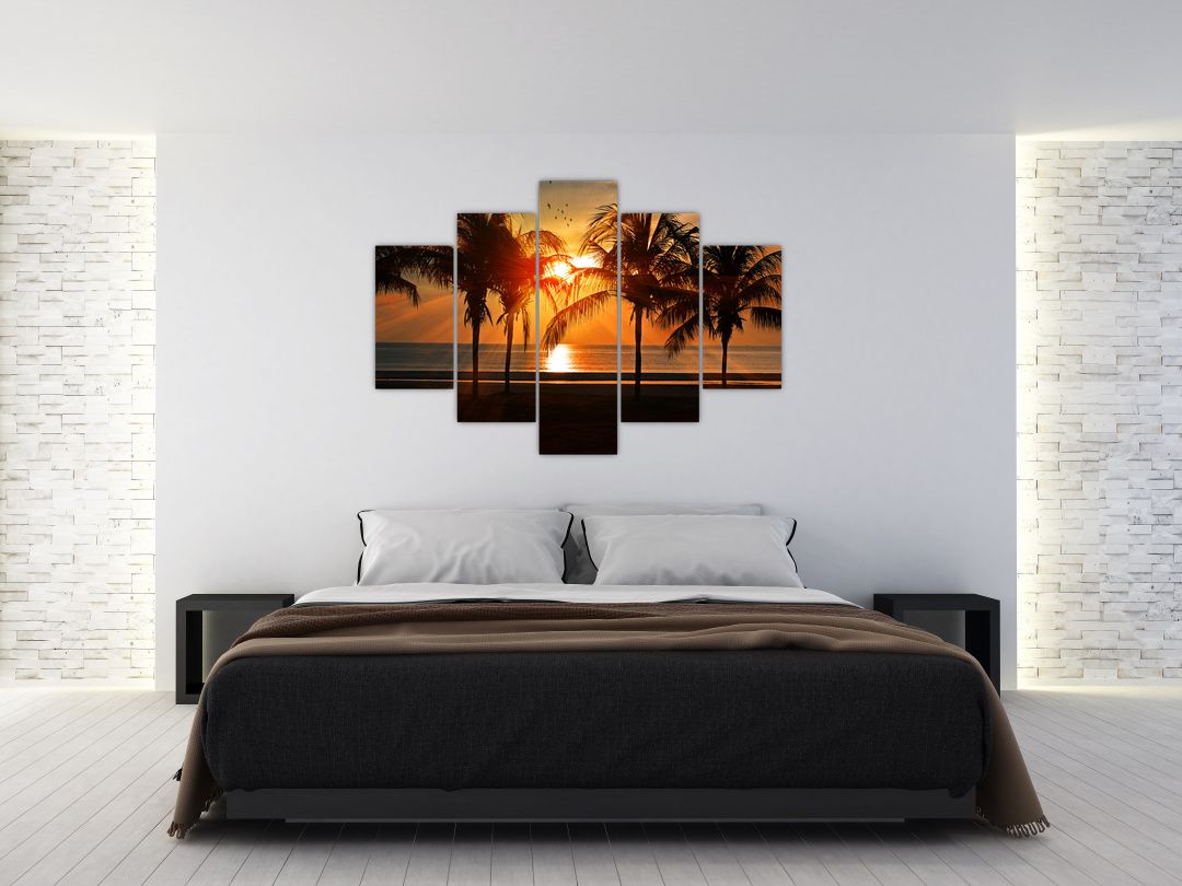 Obraz palmy v západu slunce (V020622V150105)