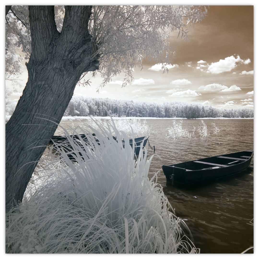 Obraz loďky na jezeře (V022316V4040)