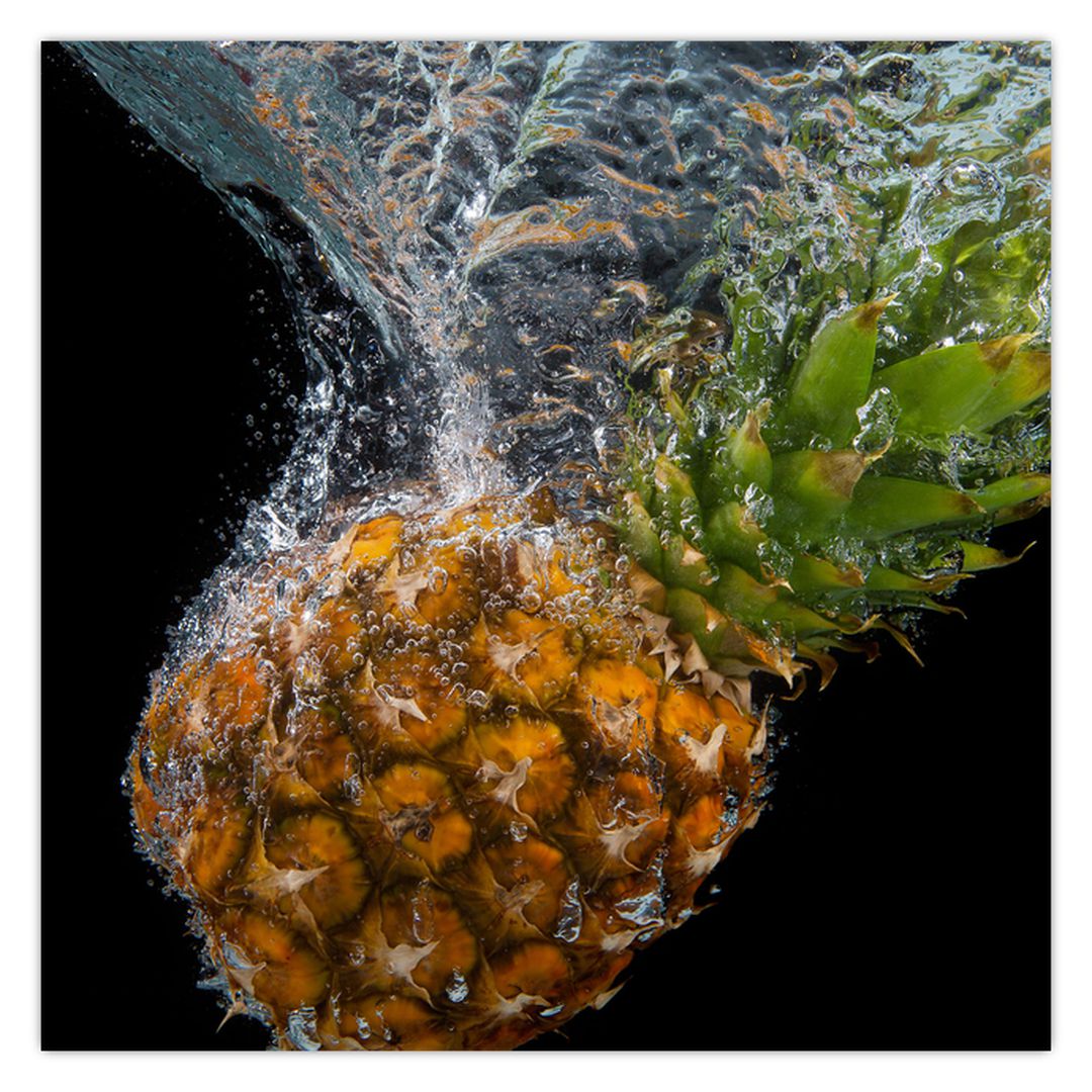 Obraz ananasu ve vodě (V020626V7070)